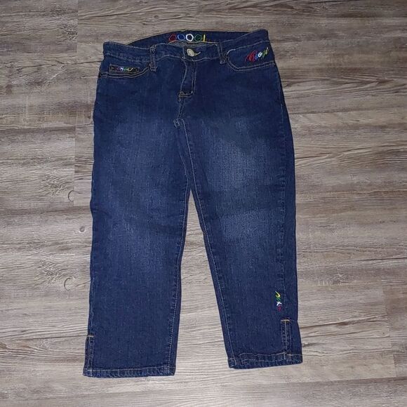 COOGI  embroideree jean capris Sz 9/10 NWOT - Picture 2 of 8